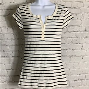 Old Navy Women’s Small Black/White Stripe T-Shirt
